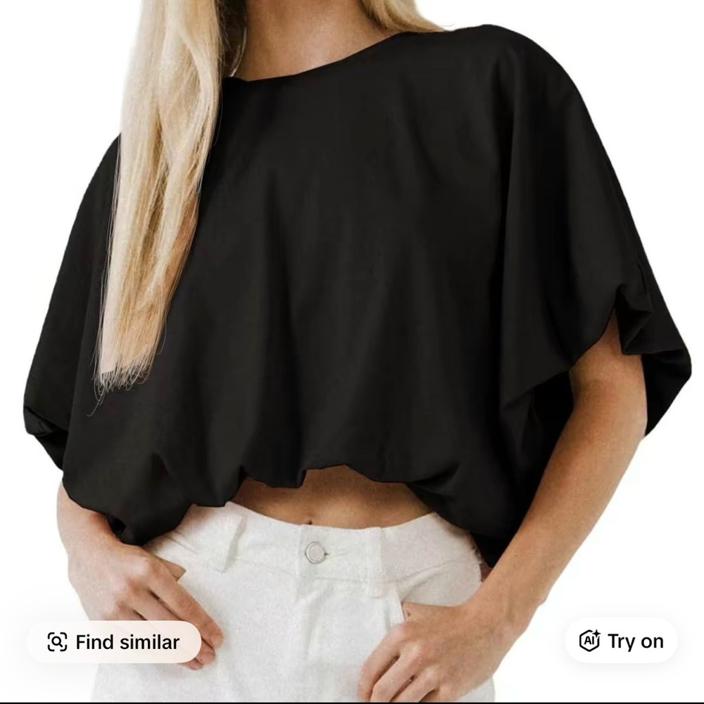 Imily Bela size medium black Summer Crewneck Crop top tee BNWT